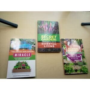 Alternative Daily Garden Books Set of 3 Pre Owned Good Condition